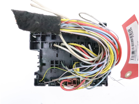 Platine fusible av occasion PEUGEOT 406 COUPE Phase 1 - 2.2 HDI 133ch