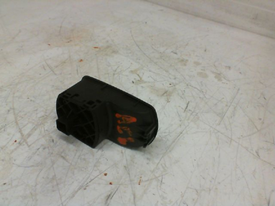 COMMANDE LEVE-GLACE PORTE AVD