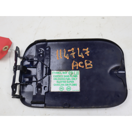 VOLET DE TRAPPE CARBURANT