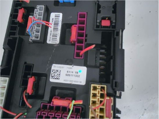 PLATINE FUSIBLE HABITACLE