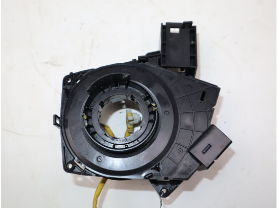 Contacteur annulaire airbag occasion FORD FOCUS CMAX I Phase 1 - 2.0 TDCI 16v 135ch