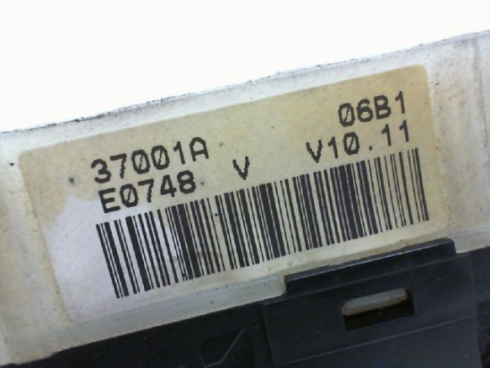 Commande essuie glace occasion RENAULT MEGANE SCENIC I Phase 2 - 1.9 DCI