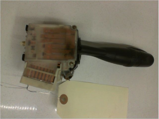 Commande eclairage occasion TOYOTA YARIS I Phase 2 - 1.0i 65ch