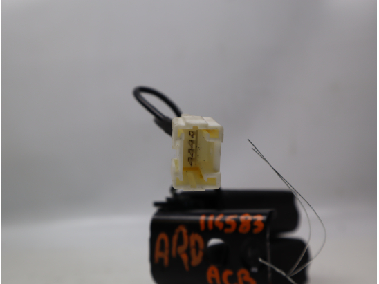 Ancrage ceinture arrière droit occasion CITROEN C4 II Phase 1 - 1.6 HDI 90ch