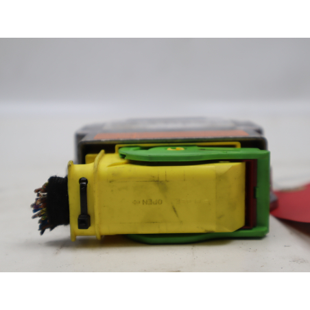 Boitier pyrotechnique occasion AUDI A4 II Phase 2 - 2.0 131ch