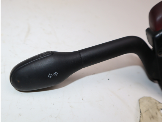 Commande clignotant occasion VOLKSWAGEN VENTO Phase 1 - 1.8i 90ch