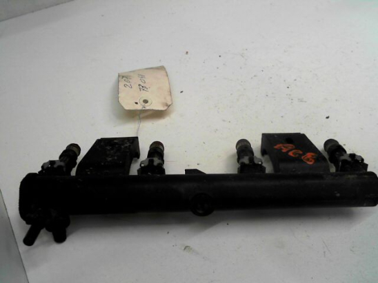 Rampe injection occasion PEUGEOT 207 Phase 1 - 1.6i 16v 110ch