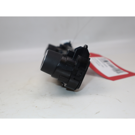 Commande autoradio occasion FORD FIESTA VII Phase 1 - 1.1i 85ch