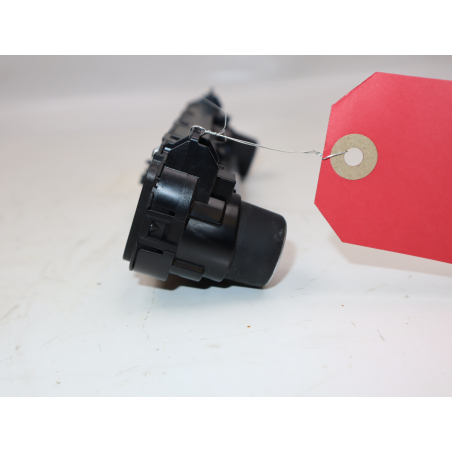 Commande autoradio occasion FORD FIESTA VII Phase 1 - 1.1i 85ch