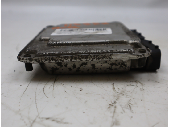 Calculateur moteur occasion VOLKSWAGEN POLO IV Phase 1 - 1.9 SDI