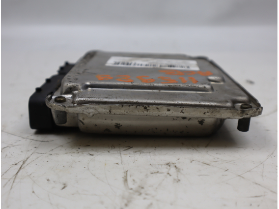 Calculateur moteur occasion VOLKSWAGEN POLO IV Phase 1 - 1.9 SDI