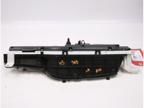 Bloc compteurs occasion TOYOTA VERSO Phase 2 - 1.6 D 112ch D-4D