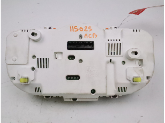 Bloc compteurs occasion TOYOTA RAV4 III Phase 1 - 2.2 D-4D 136ch