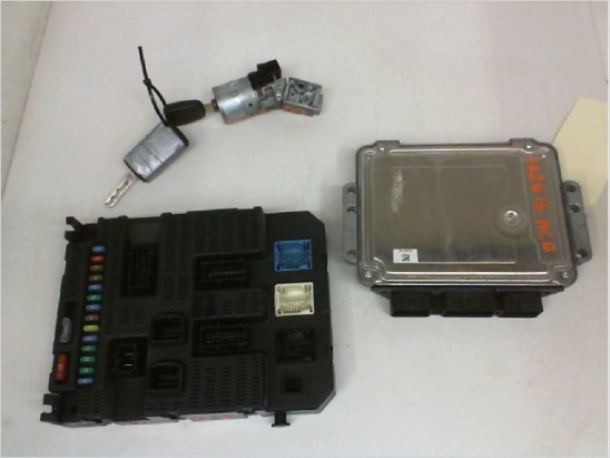 Kit serrures + antivol occasion PEUGEOT 207 Phase 1 - 1.6 HDI 16v 90ch