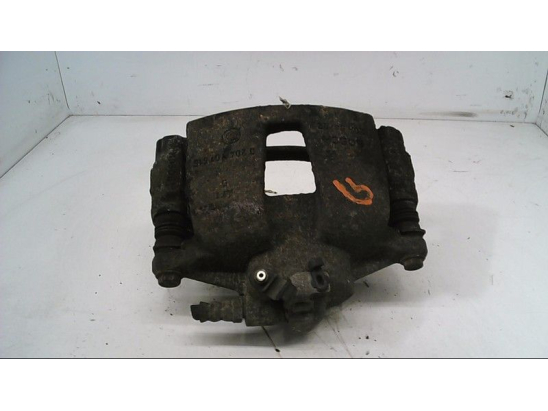 Etrier de frein avant gauche occasion FIAT MULTIPLA Phase 2 - 1.9 DT MULTIJET 120ch