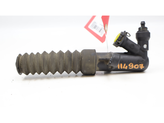 Emetteur embrayage occasion PEUGEOT 208 Phase 2 - 1.6 BLUE HDI 75ch