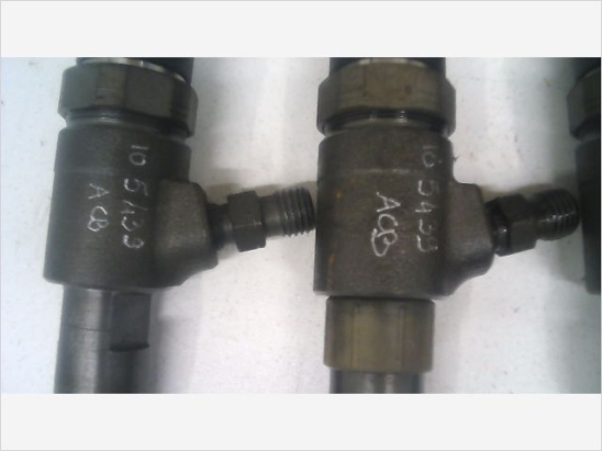 Injecteur occasion PEUGEOT 208 Phase 1 - 1.4 HDI 68ch