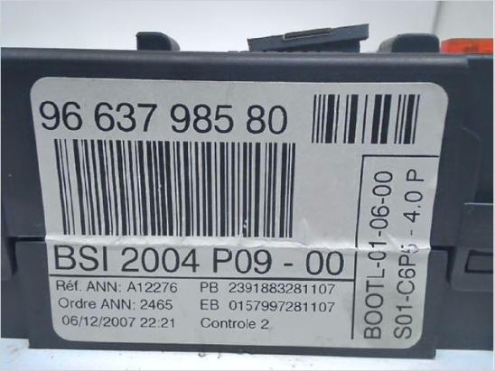 PLATINE FUSIBLE HABITACLE