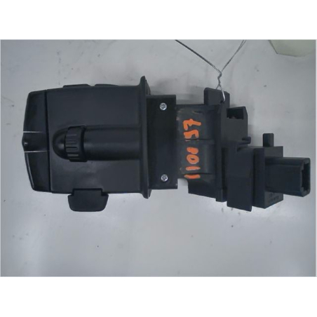 Commande autoradio occasion RENAULT LAGUNA III Phase 2 - 2.0 DCI 16v 130ch