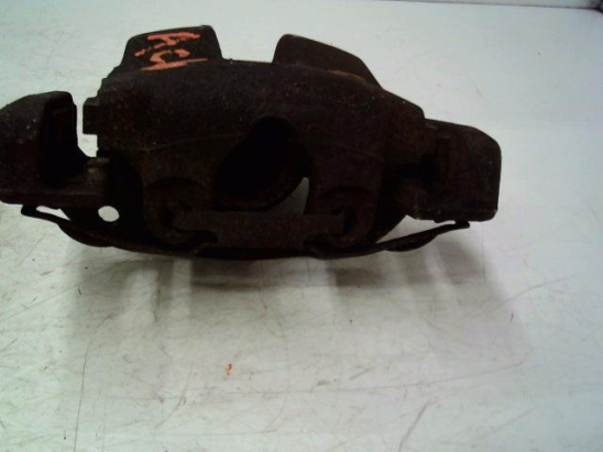 Etrier de frein avant gauche occasion B.M.W. SERIE 3 COMPACT IV Phase 2 - 318 TD