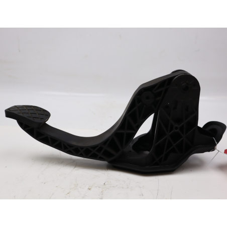 Pedale embrayage occasion VOLKSWAGEN POLO VI phase 1 - 1.6 TDI 95ch