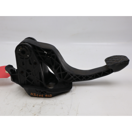 Pedale embrayage occasion VOLKSWAGEN POLO VI phase 1 - 1.6 TDI 95ch