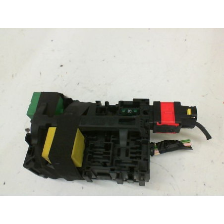 Boite a fusibles occasion PEUGEOT 208 Phase 1 - 1.2 VTI 82ch