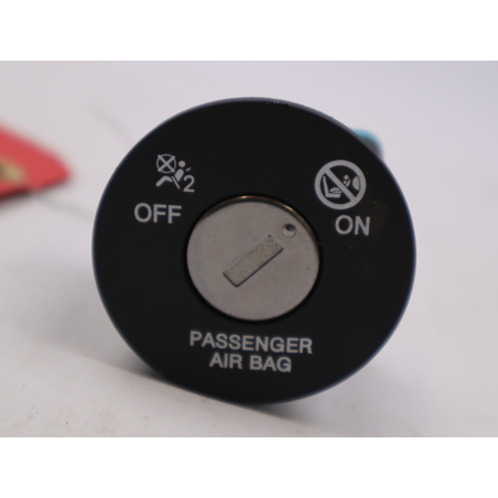 Interrupteur AirBag occasion KIA PROCEED D III Phase 1 - 1.5 T-GDi 160ch