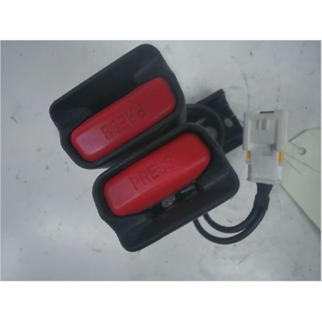 Ancrage ceinture arrière droit occasion CITROEN DS4 Phase 1 - 1.6 THP 160ch