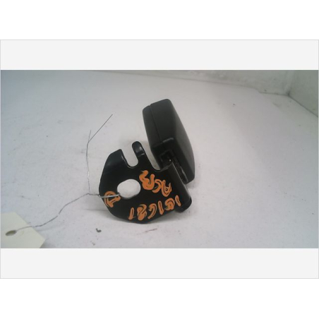 Ancrage ceinture arrière droit occasion OPEL CORSA IV Phase 1 - 1.2i 75ch