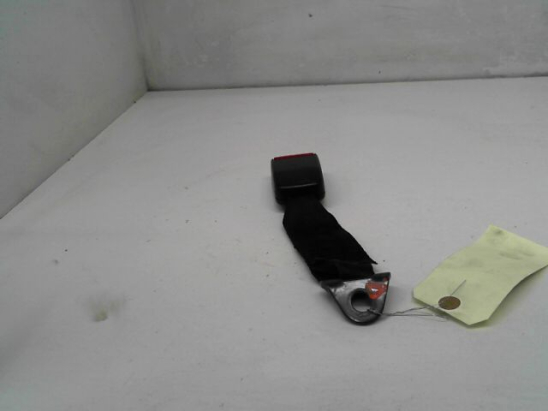 Ancrage ceinture arrière droit occasion PEUGEOT 106 Phase 1 - 1.5D