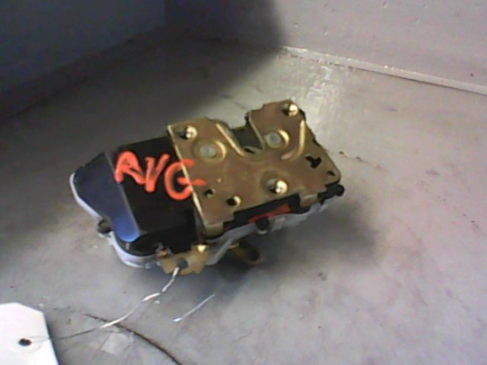 Serrure porte avg occasion PEUGEOT 406 COUPE Phase 1 - 3.0i 207ch