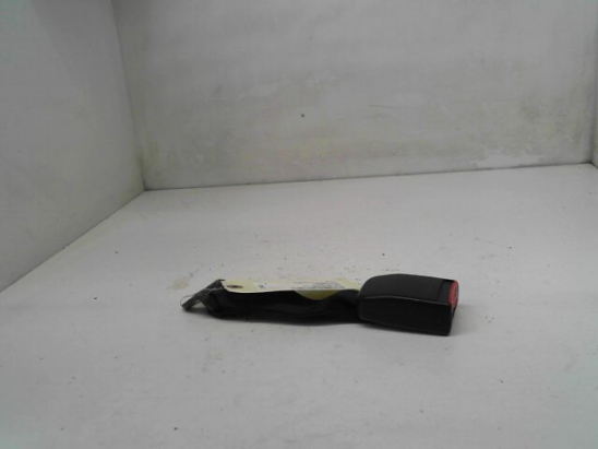 Ancrage ceinture arrière droit occasion PEUGEOT 106 Phase 1 - 1.0i