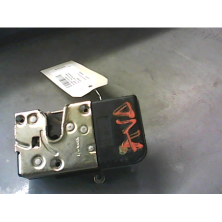 Serrure porte avd occasion PEUGEOT EXPERT I Phase 2 - 1.9 D 8V 70ch