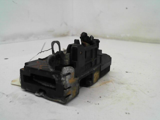 Serrure porte avd occasion PEUGEOT 206 Phase 1 - 1.1i