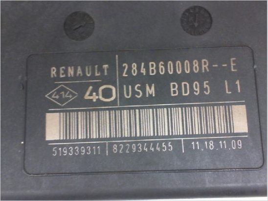 Platine fusible av occasion RENAULT MEGANE III Phase 1 BREAK - 1.5 DCI 90ch