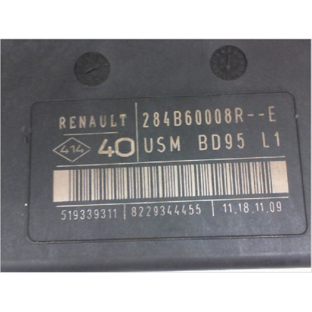 Platine fusible av occasion RENAULT MEGANE III Phase 1 BREAK - 1.5 DCI 90ch