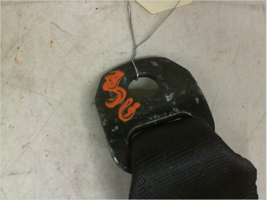 Ancrage ceinture arrière droit occasion SUZUKI SWIFT III Phase 1 - 1.3i 90ch