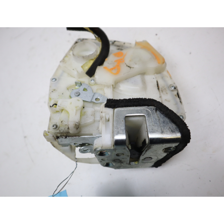 Serrure porte ard occasion SUZUKI SPLASH Phase 1 - 1.3 DDIS 75ch