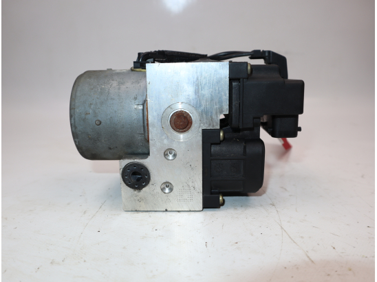 Calculateur abs occasion RENAULT CLIO II Phase 1 - 1.4 16v