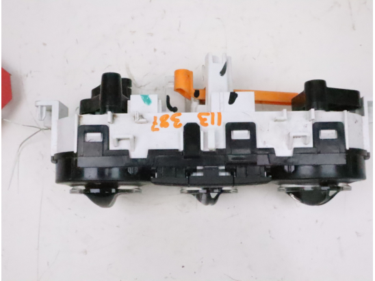 Commande de chauffage occasion PEUGEOT 208 Phase 1 - 1.4 HDI 68ch