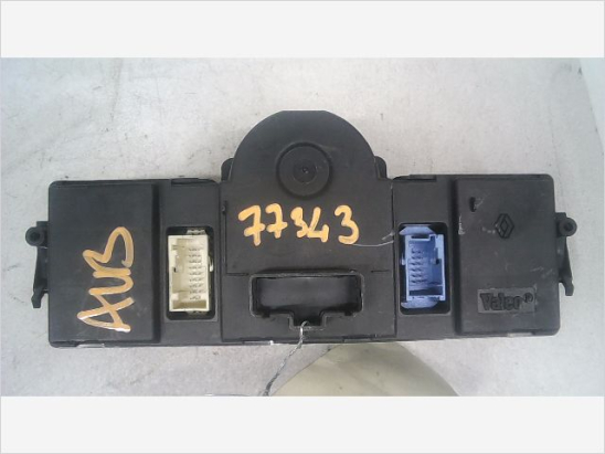 Commande de chauffage occasion RENAULT SCENIC II Phase 2 - 1.5 DCI 105ch