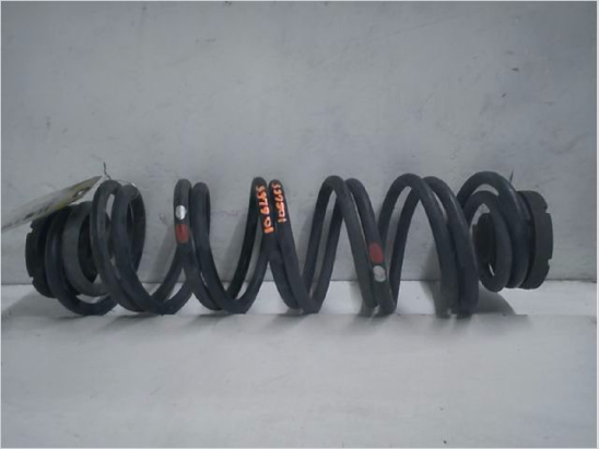 Ressort amortisseur ard occasion VOLKSWAGEN GOLF IV Phase 1 - 1.9 TDI 100ch