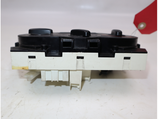 Commande de chauffage occasion PEUGEOT 307 Phase 1 SW - 2.0 HDi 110ch