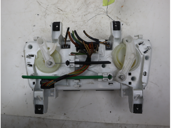 Commande de chauffage occasion FIAT BRAVO II Phase 1 - 1.4i 90ch