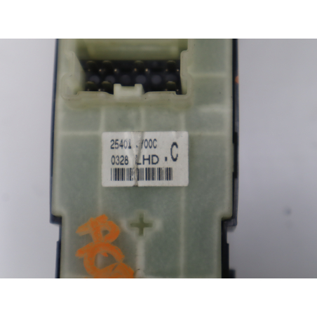 Commande lève-glace porte avant gauche occasion RENAULT KOLEOS I Phase 1 - 2.0 DCI 175ch