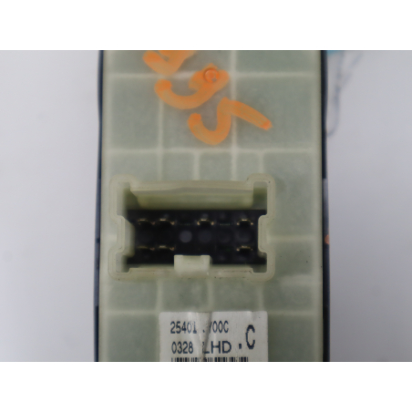 Commande lève-glace porte avant gauche occasion RENAULT KOLEOS I Phase 1 - 2.0 DCI 175ch