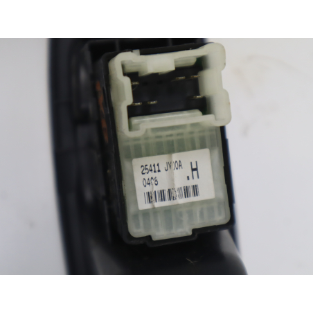 Commande leve-glace porte arrière gauche occasion RENAULT KOLEOS I Phase 1 - 2.0 DCI 175ch