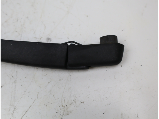 Bras essuie-glace arrière occasion CITROEN C3 II Phase 1 - 1.4i 75ch