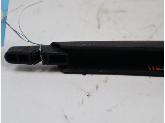 Bras essuie-glace arrière occasion CITROEN C3 II Phase 1 - 1.4i 75ch